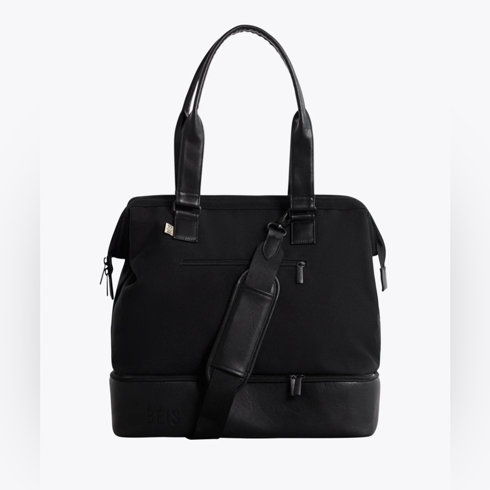 Beis - The Mini Weekender in black